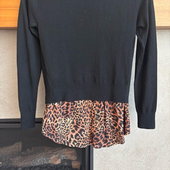 Veronica Beard Phebe Mixed Media
Top in Black, Size XS - Picture 12 of 14